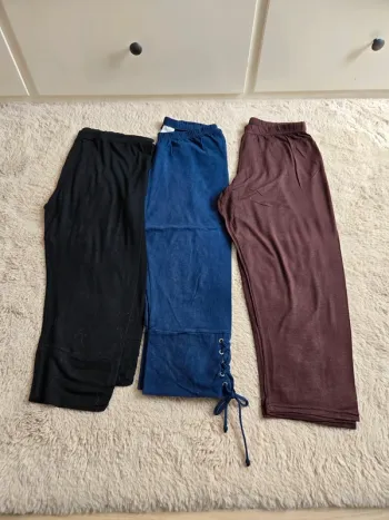 Lot de 3 leggings taille 46