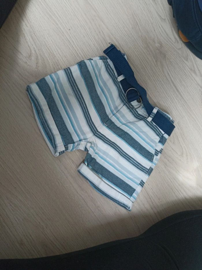 Short rayé bleu - photo numéro 3