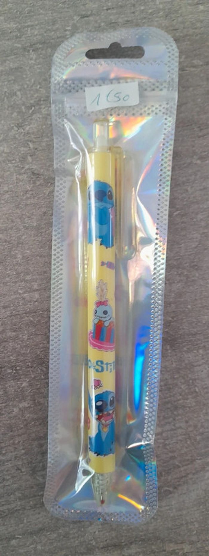 Stylo stitch jaune