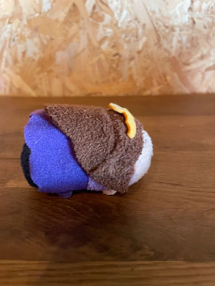 Tsum Tsum officiel Disney la reine Arianna dans Raiponce - photo numéro 3