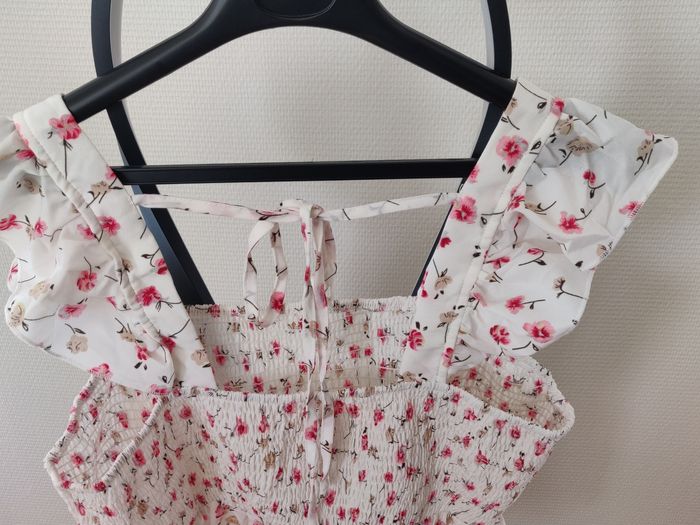 Haut blanc floral - photo numéro 2
