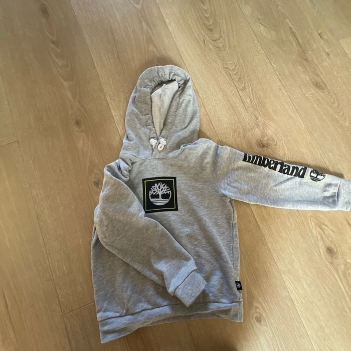 2 sweat Timberland et Lévis - 5/6 ans - photo numéro 2
