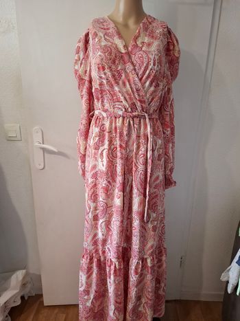 Robe longue boheme taille 36 en très bon état 