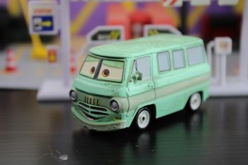 Disney Pixar cars Dusty Rust-eze