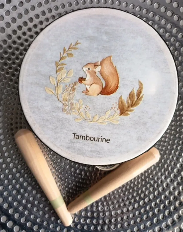 Tambourin et baguettes