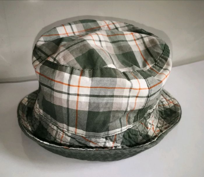 Chapeau reversible carter's 12 mois - photo numéro 7