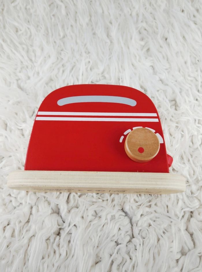Set toaster en bois marque Vertbaudet 🎅 - photo numéro 3