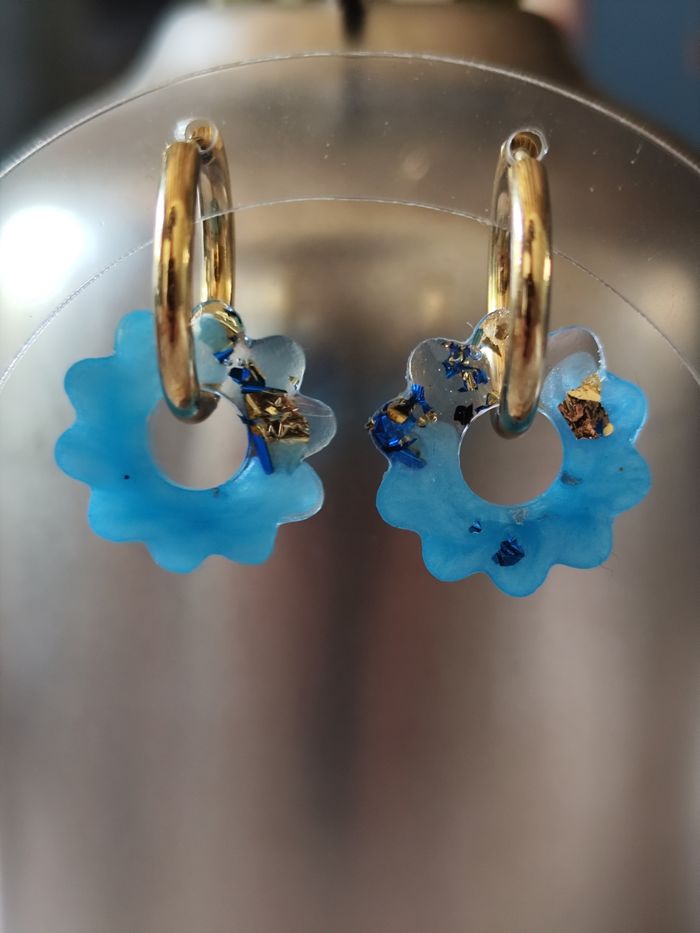 Boucles d'oreilles créoles avec pampilles