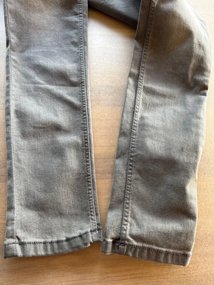 Lot 2 pantalons neufs Gémo 12 ans - photo numéro 2