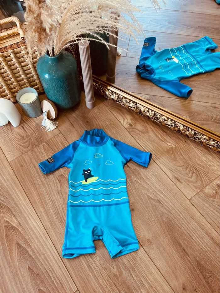 Taille 6 mois combinaison maillot de bain anti un garçon Olaian Bleue * mer * 💙