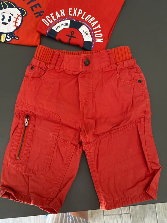 Lot 8 ans 2 shorts 3 t-shirt kiabi - photo numéro 3