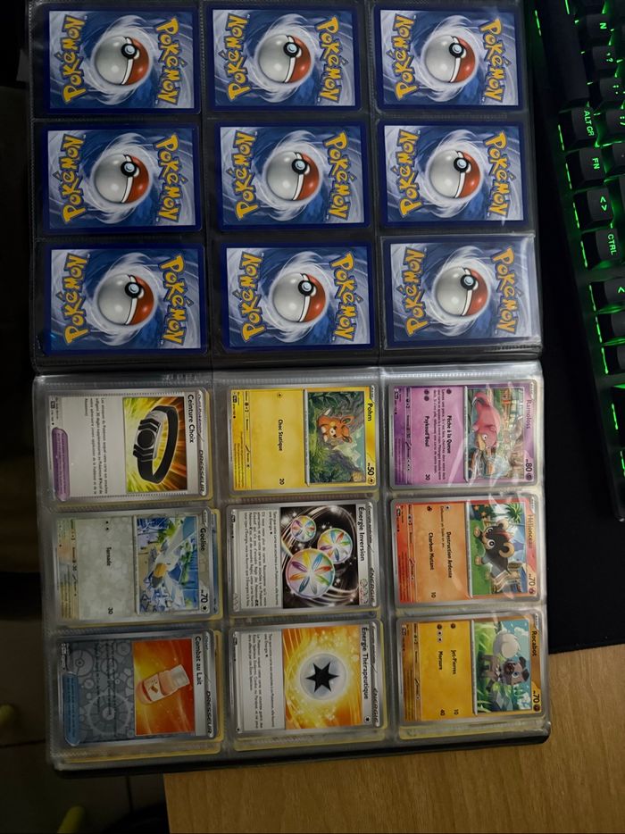 Classeur et carte pokemon de tout type - photo numéro 3