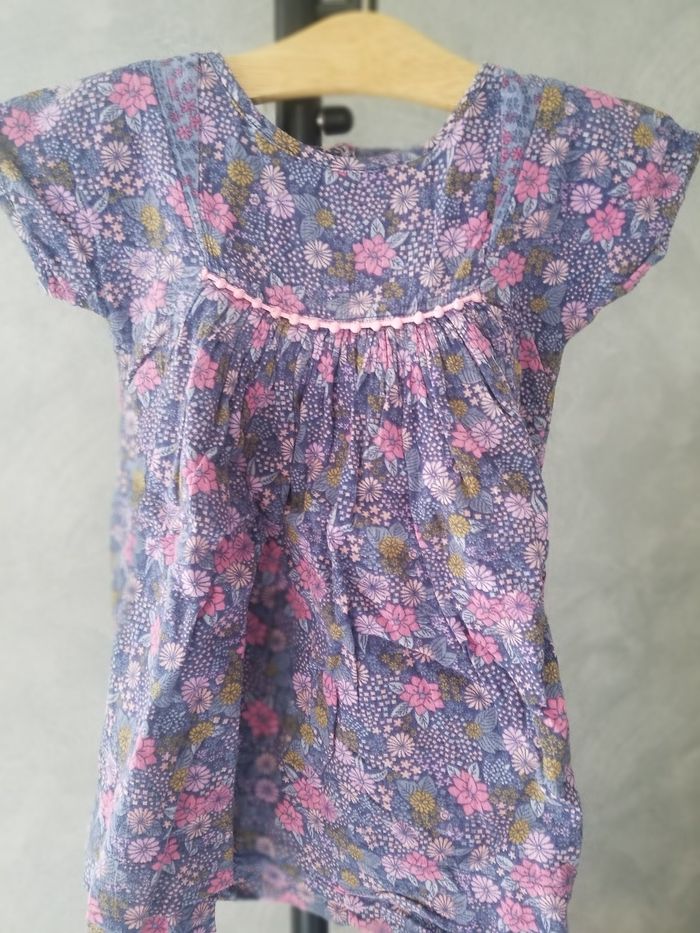 Robe tape à l'oeil
