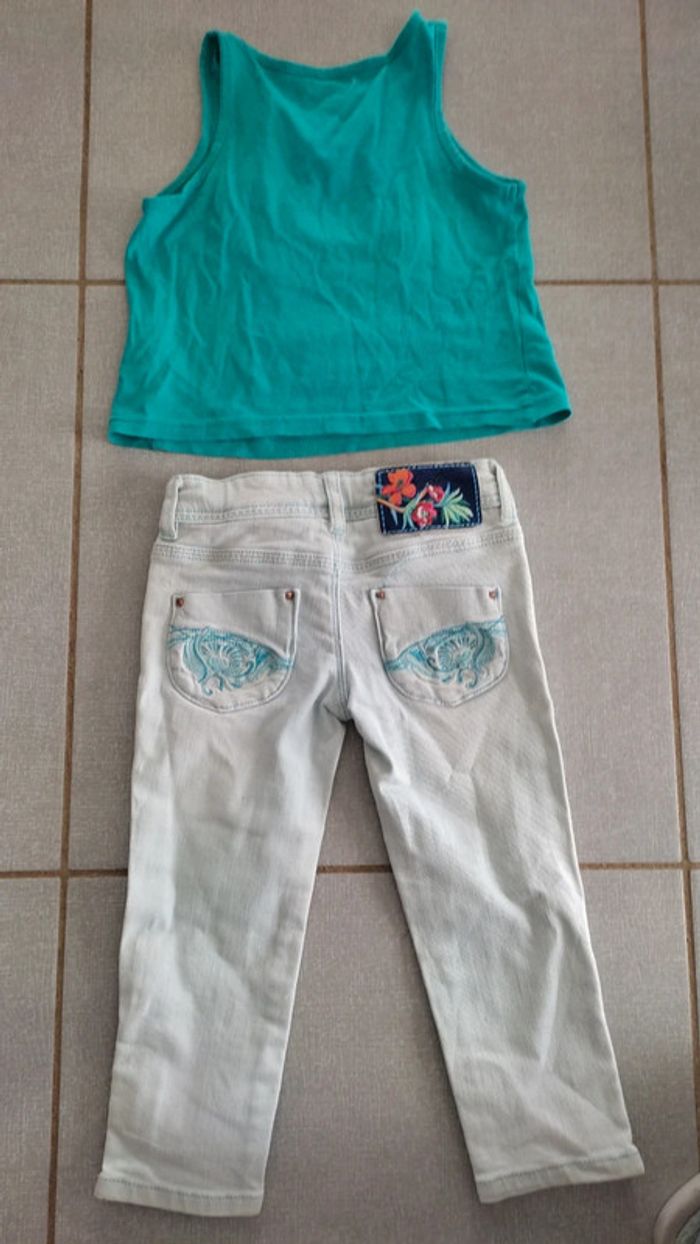 Ensemble débardeur / pantacourt T.5 A - photo numéro 2