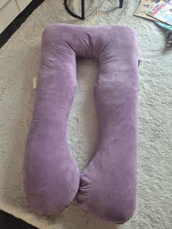 Coussin de grossesse en forme de U. Excellent état. Hyper confortable