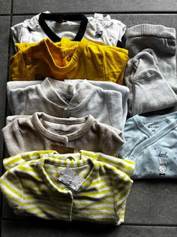 Lot pyjamas 1 mois