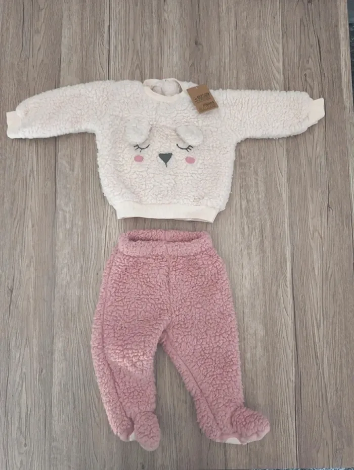 Pyjama de pièces en fausse fourrure effet mouton