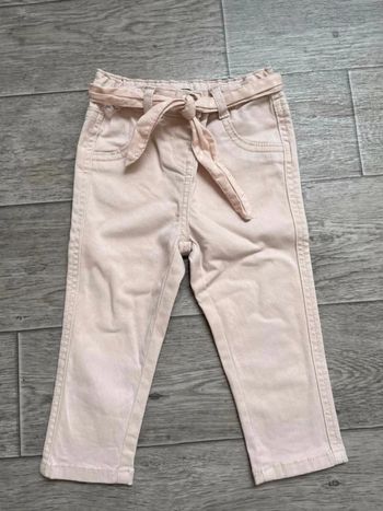 pantalon jean rose pastel kiabi 18 mois  impeccable