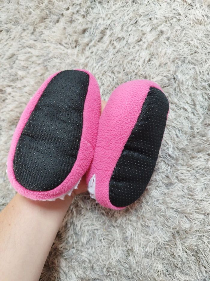 Chausson rigolo avec dents crocodile rose taille 22 - photo numéro 5