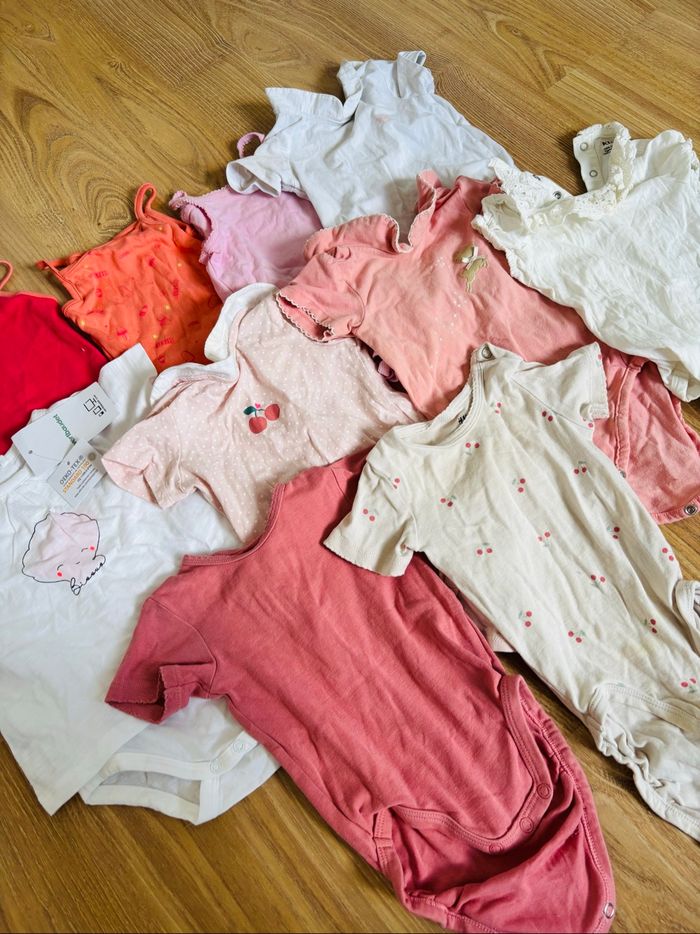 Lot vêtements fille 6 mois - Printemps/Été - photo numéro 9