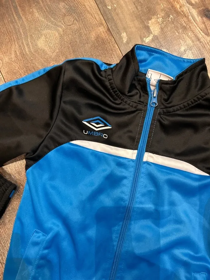 Veste sport bleue umbro - photo numéro 2