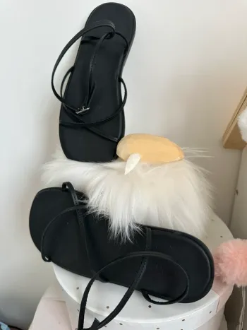 Tong sandale Zara neuve