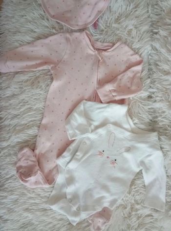Ensemble pyjama coton + body+bavoir 0/3mois 🌸🤍