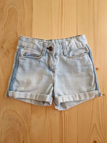Short TAO 4 ans
