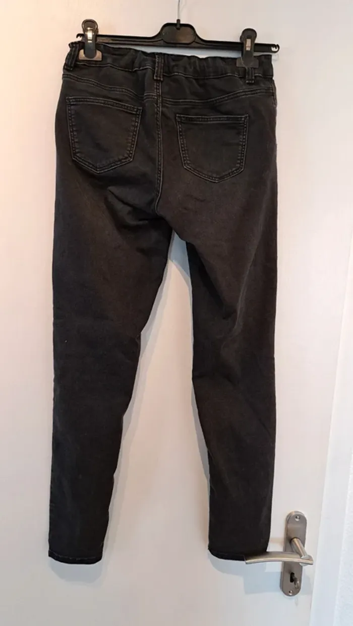 Jeans skinny noir, C&A ,16 ans - photo numéro 4