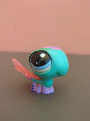 figurine littlest Petshop lps  libellule