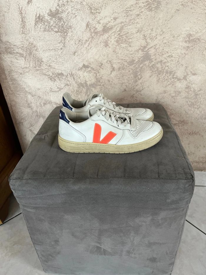Baskets Veja / 38 Blanche et orange / Bon état - photo numéro 3