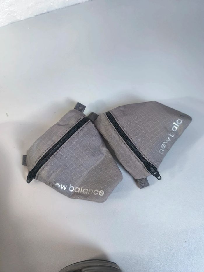 Baskets New Balance 2002r grises grey pocket pointure 42 très bon état - photo numéro 10