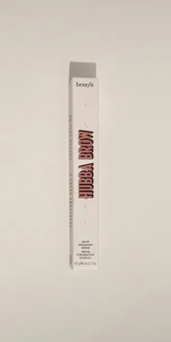 Sérum sublimateur sourcils Benefit