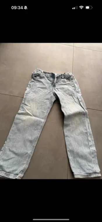 Jeans zara taille 110
