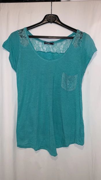 T-shirt avec broderie
