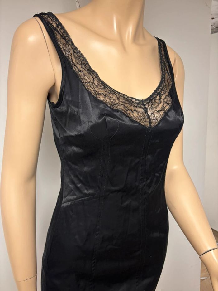 Magnifique robe noir en dentelles dolce gabbana neuve - photo numéro 4
