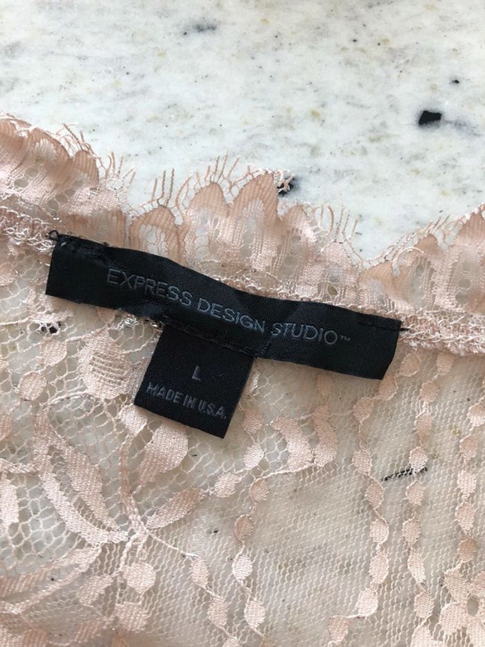 Joli top en dentelle beige Express design studio L - photo numéro 5