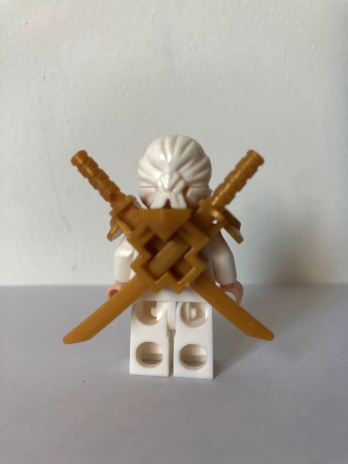 Figurine type lego Ninja Ninjago. - photo numéro 3