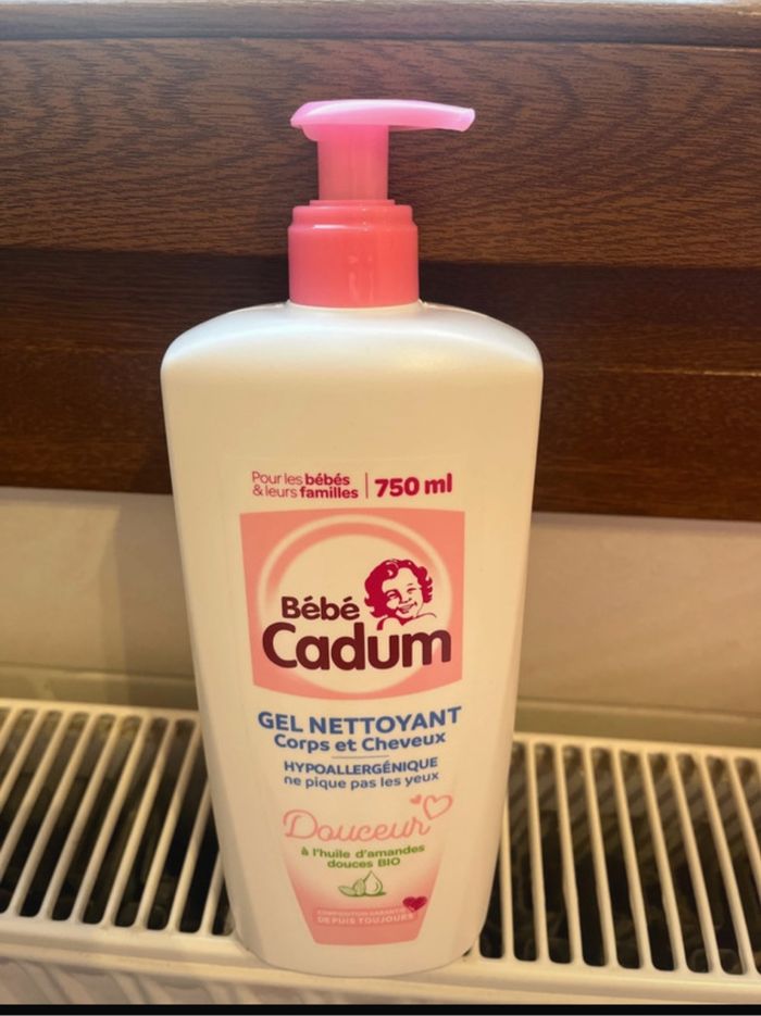Gel nettoyant corps et cheveux