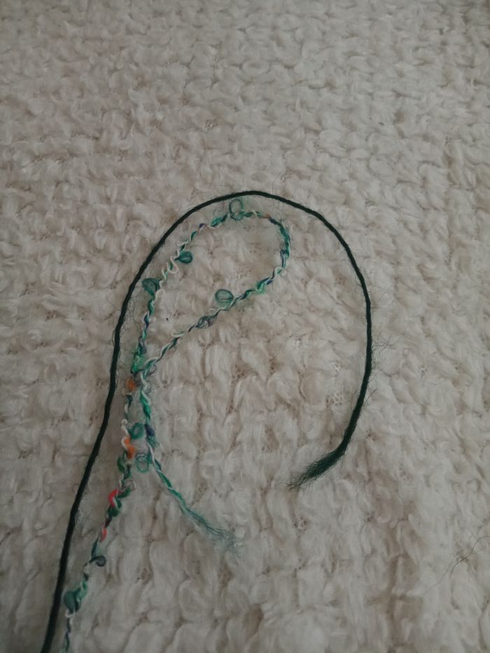 Lot de 5 Pelotes Fantaisies effet bouclettes (470g) - photo numéro 4