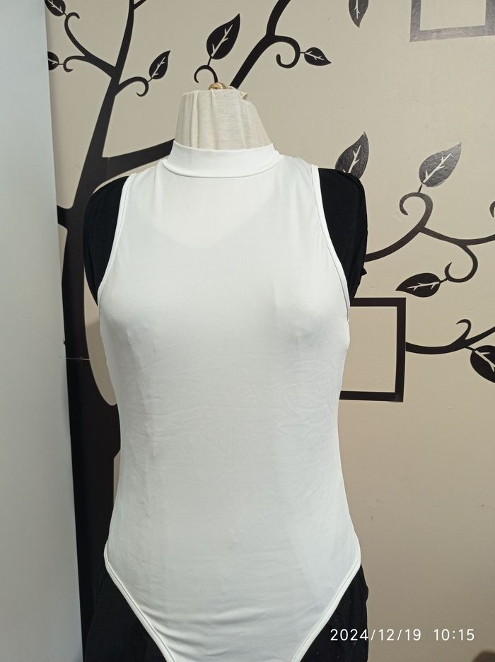 body blanc de Shein 38 *Spécial FETE* réf 567 P15 - photo numéro 2
