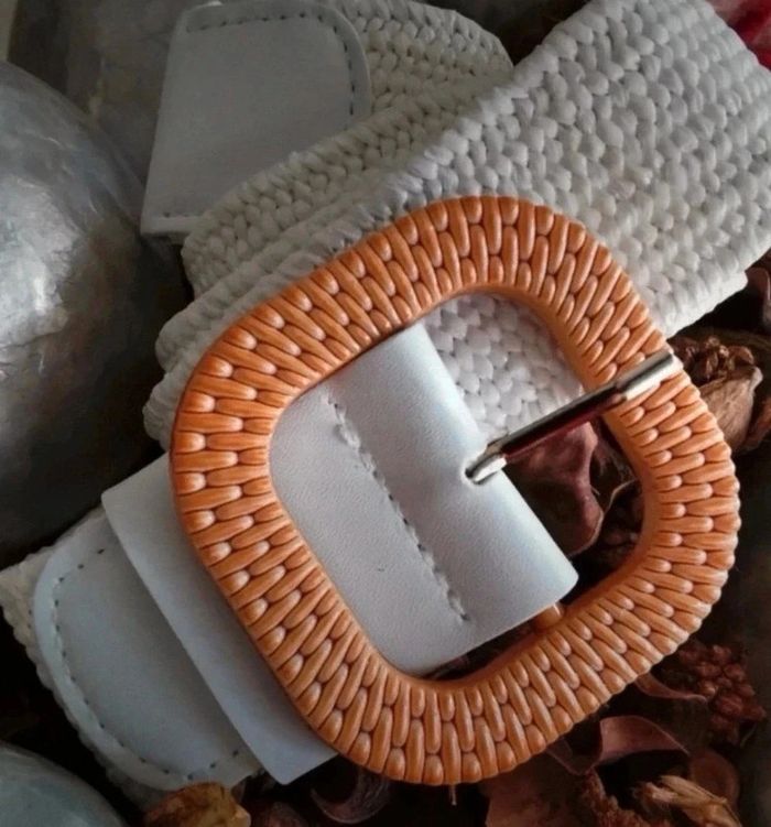 F26 Ceinture paille nature bohème tendance blanche