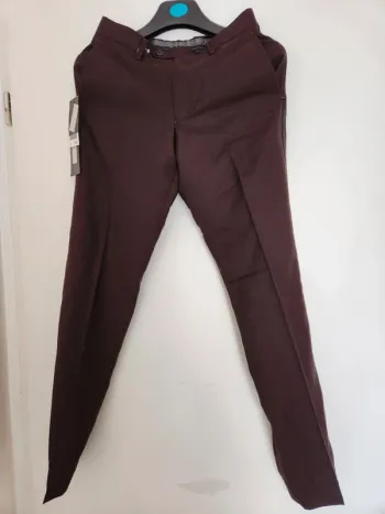 Pantalon slim fit Next – Neuf avec étiquette – Taille 28R (71 cm)