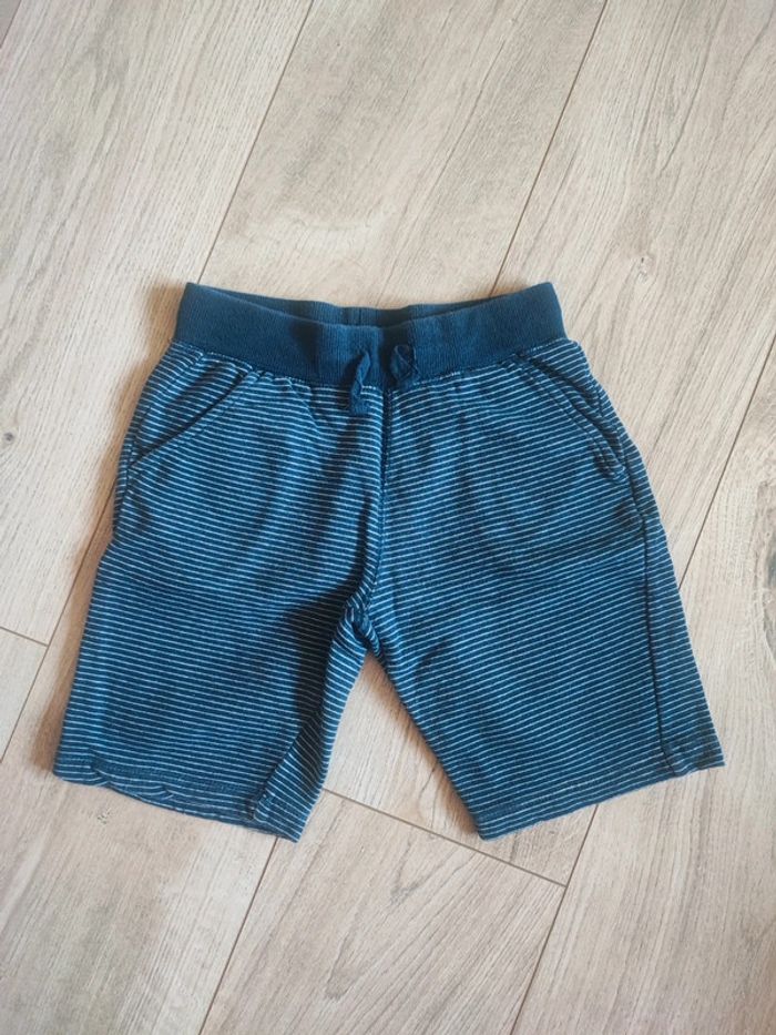 Short garçon 5 ans à rayures (78)