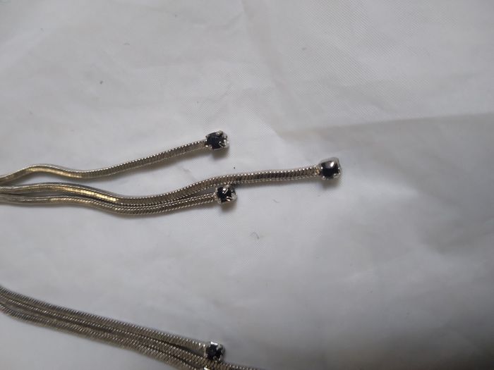 Boucle d'oreilles tombante - photo numéro 3