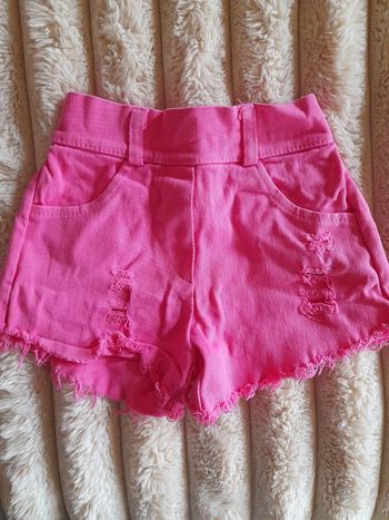 Short en jean à trous 4 ans