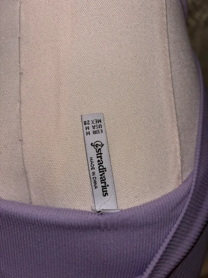Ensemble violet lila moulant Stradivarius – top manches longues + legging stretch (Taille M) - photo numéro 6