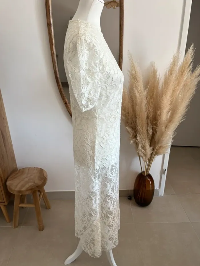 Robe midi en dentelle blanche/crème Zara - photo numéro 5