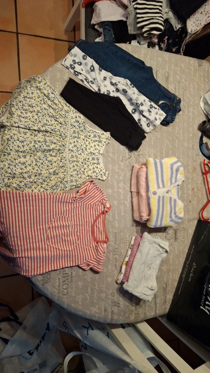 Lot vêtements - photo numéro 3