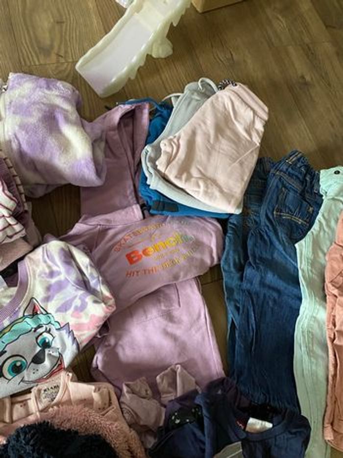 Lot 70 vêtements fille T3 ans - photo numéro 5